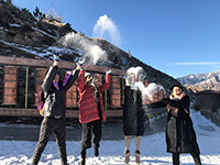 CUHK students enjoy moments in the snow at Sunan of Gansu